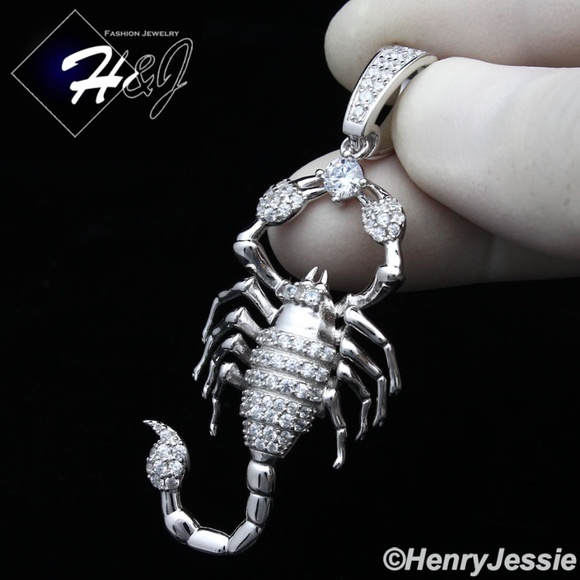 925 STERLING SILVER ICY 3D SCORPION PENDANT*SP270 - Picture 1 of 4